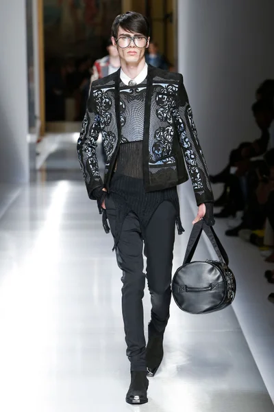 Look 51